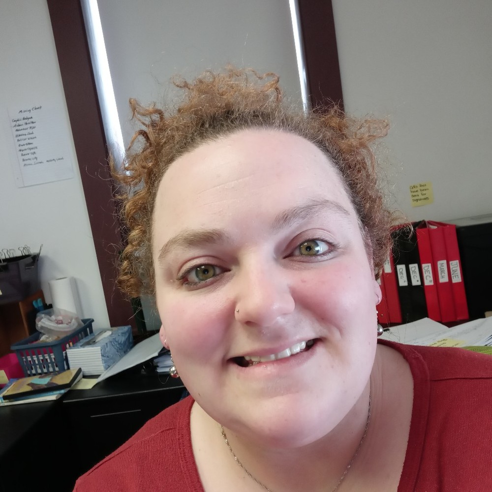 Meet your Posher, Laura